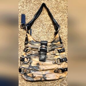 B Makowsky camo leather purse